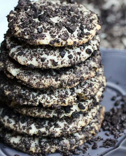 Oreo Cheesecake Cookies