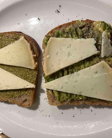 Manchego toasts