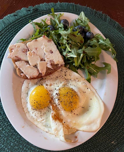 Eggs, salad, toast