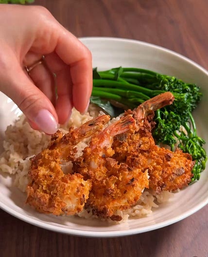 Crispy bang bang prawns