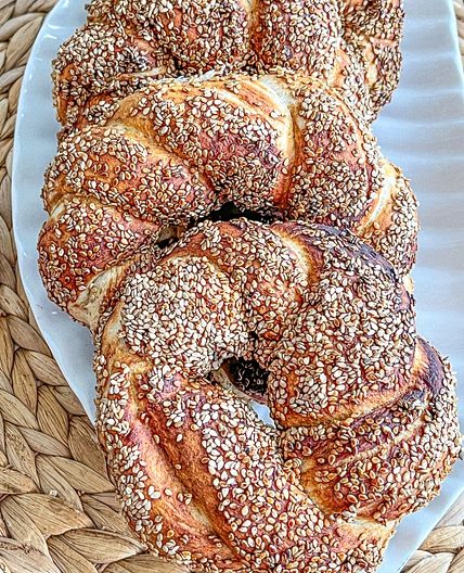 Simit (Turkish Sesame Seed Twisted Buns)