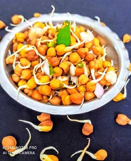अंकुरित चने का सलाद (Ankurit chane ka salad recipe in Hindi)