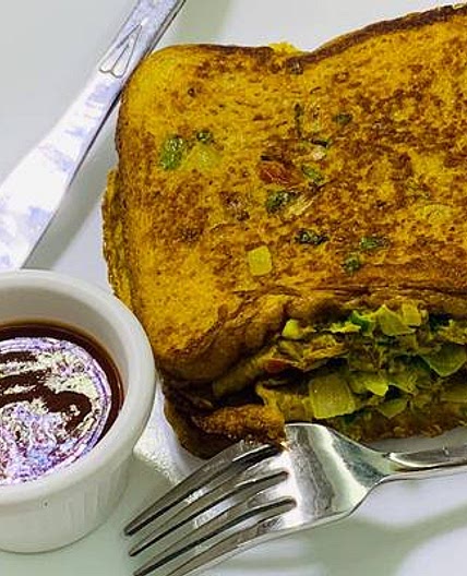 एग ऑमलेट सैंडविच (egg omelette sandwich recipe in hindi)