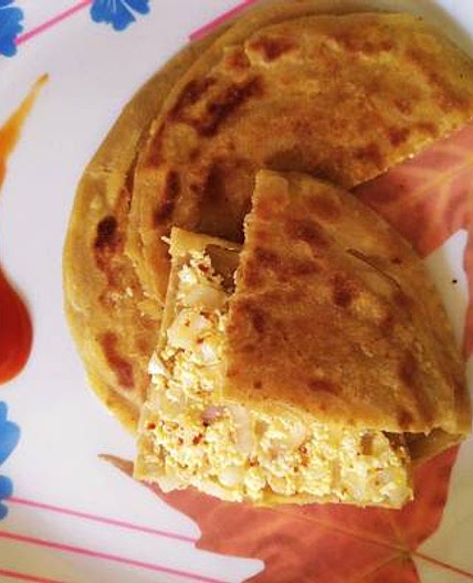 पनीर प्याज़ का पराठा (paneer pyaz ka paratha recipe in Hindi)