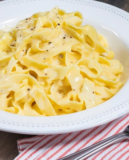 Fettuccine Alfredo