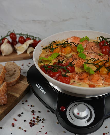 Creamy Salmon and Tomato Skillet Recipe 