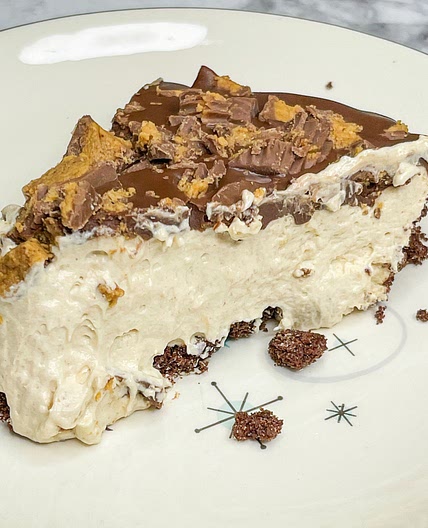 No Bake Chocolate Peanut Butter Pie