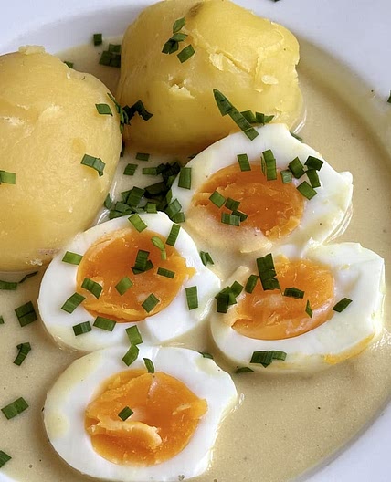 Eggs in Mustard Sauce | Senfeier