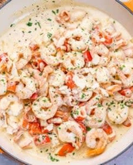Creamy Garlic Shrimp Skillet
