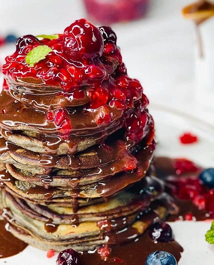 American Style Chocolate Berry Pancakes