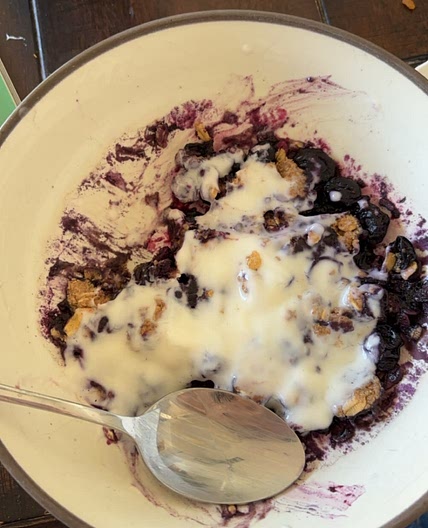 The 3 minute microwave breakfast that ticks all the boxes ✔️🤌🏼