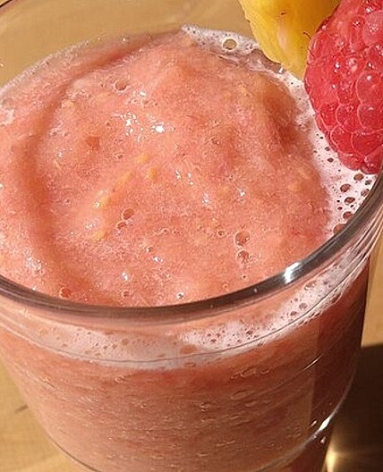 Himbeer-Ananas-Smoothie