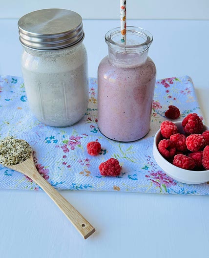 Hemp Milk and Hemp Berry Smoothie 