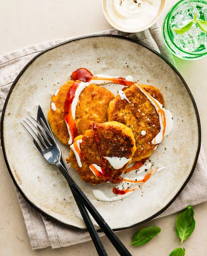 EASY CORN FRITTERS