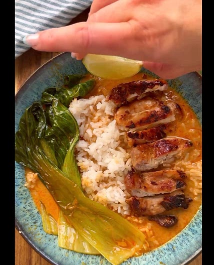 Creamy Curry Coconut Chicken 