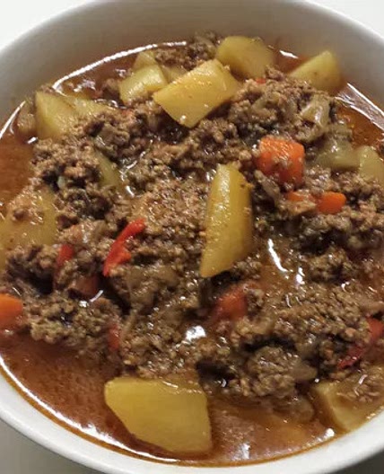 Crockpot Ground Beef Goulash