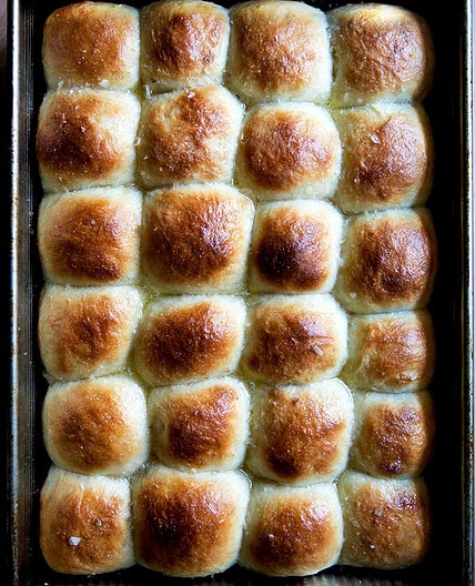 No-Knead Buttermilk Pull-Apart Rolls {Overnight or Not}