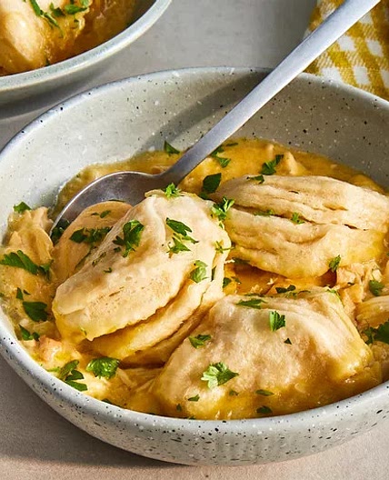 Slow Cooker Chicken and Dumplings