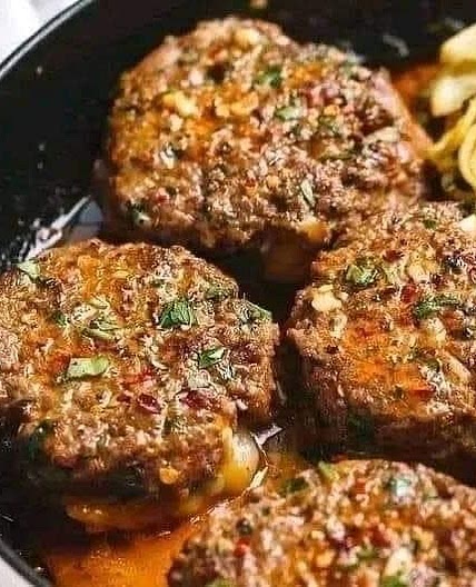 Hamburger steaks with onion gravy