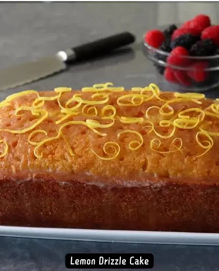 Easy and Delicious Lemon Drizzle Cake Recipe