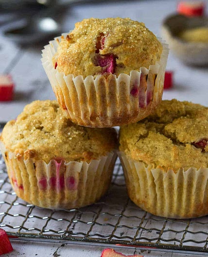 Sour Cream Rhubarb Muffins