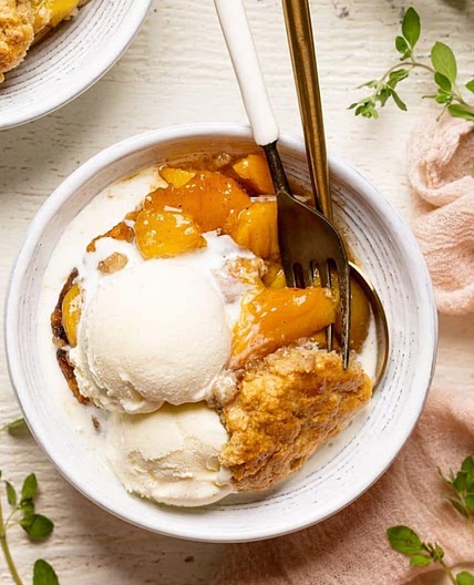 D'licious Peach Cobbler