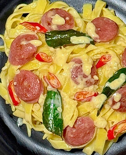 Creamy Salted Egg Tagliatelle with Taiwanese Chicken Sausage