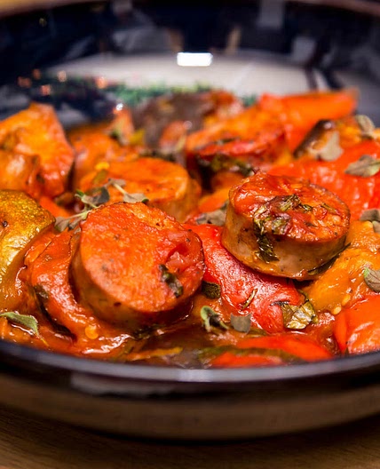 Healthy Spetsofai Recipe – Spicy Greek Sausages with Peppers and Tomato Sauce