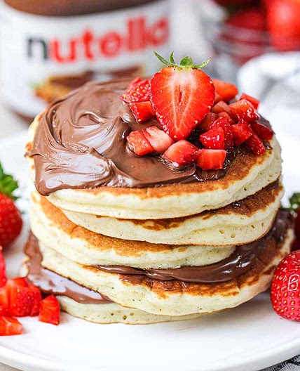 Fluffy Strawberry Nutella Pancakes