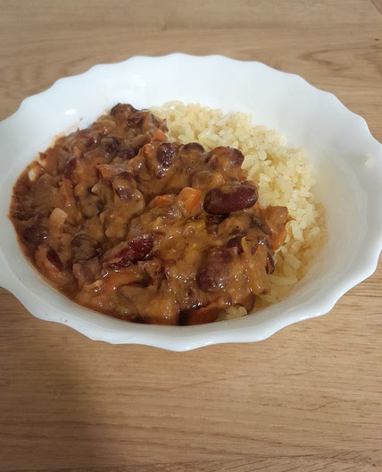 Thick red beans stew