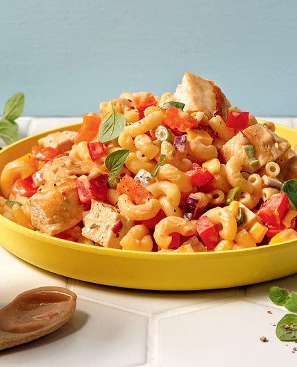 Salade de pâtes au poulet BBQ