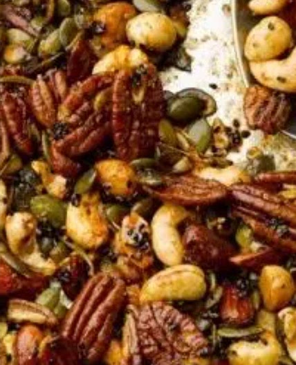 Spicy nuts - Ottolenghi