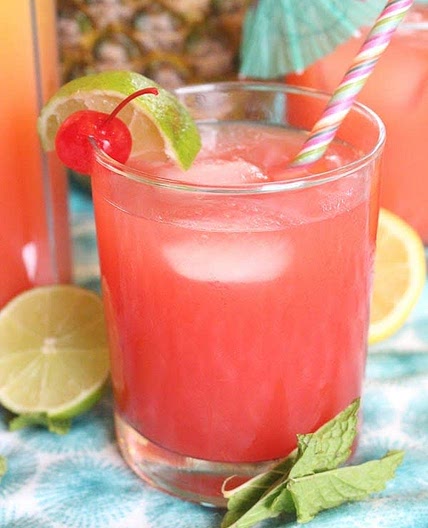 Tropical Rum Punch Cocktail Recipe