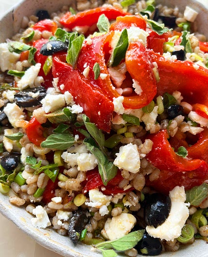 Farro and roasted red pepper salad