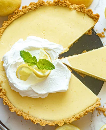 Old Fashioned Lemon Icebox Pie with Condensed Milk