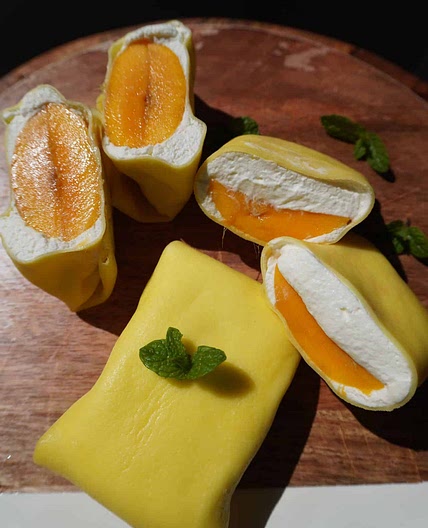 Mango Pancakes