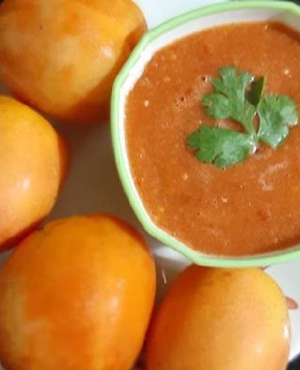 स्मोकि टोमेटो चटनी (smokey tomato chutney recipe in Hindi)