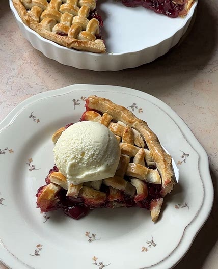 Cherry pie 🍒