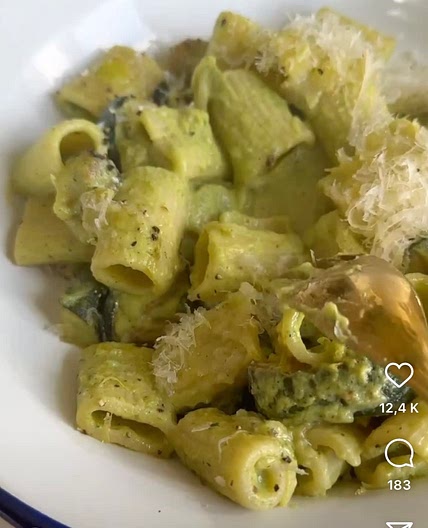 Pâtes à la crème de courgettes 