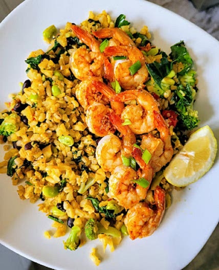 Garlic Cauliflower Rice and Shrimp