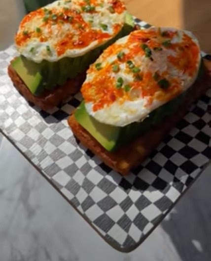 Avocado toast hashbrown 