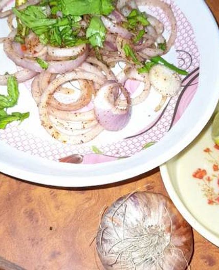 लच्छा अनियन सलाद (Lacha onion salad recipe in Hindi)