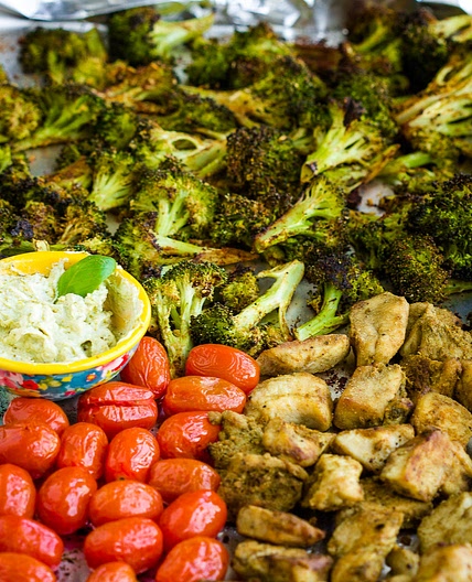 SHEET PAN CRISPY ROASTED BLACKENED CHICKEN AND BROCCOLI