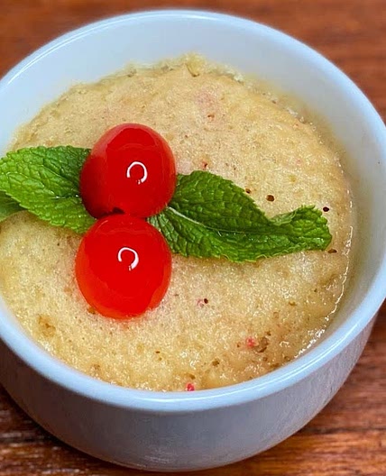 Single-Serve Cherry-Vanilla Cupcake