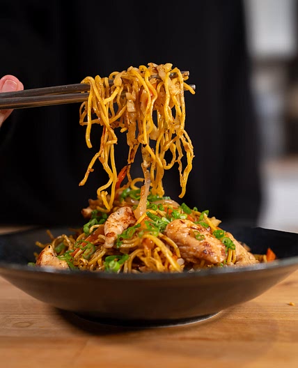 Chili-Garlic Chow Mein