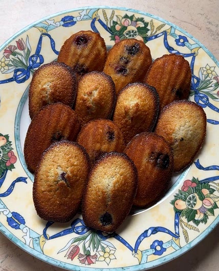 Blueberry madeleines 🫐