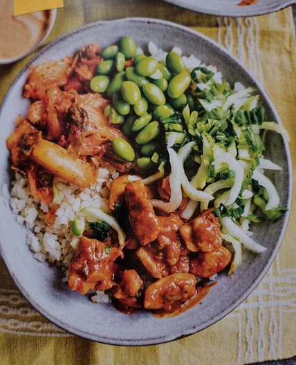 Spicy Korean chicken bowl with kimchi and cauliflower rice