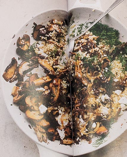 Bulgur with mushrooms and feta
