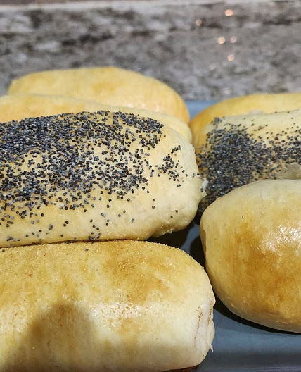 That Hot Dog gotz Buns hunz