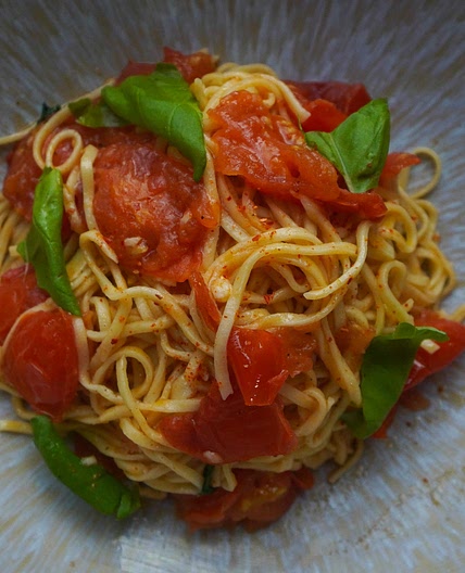 PASTA AL POMODORO